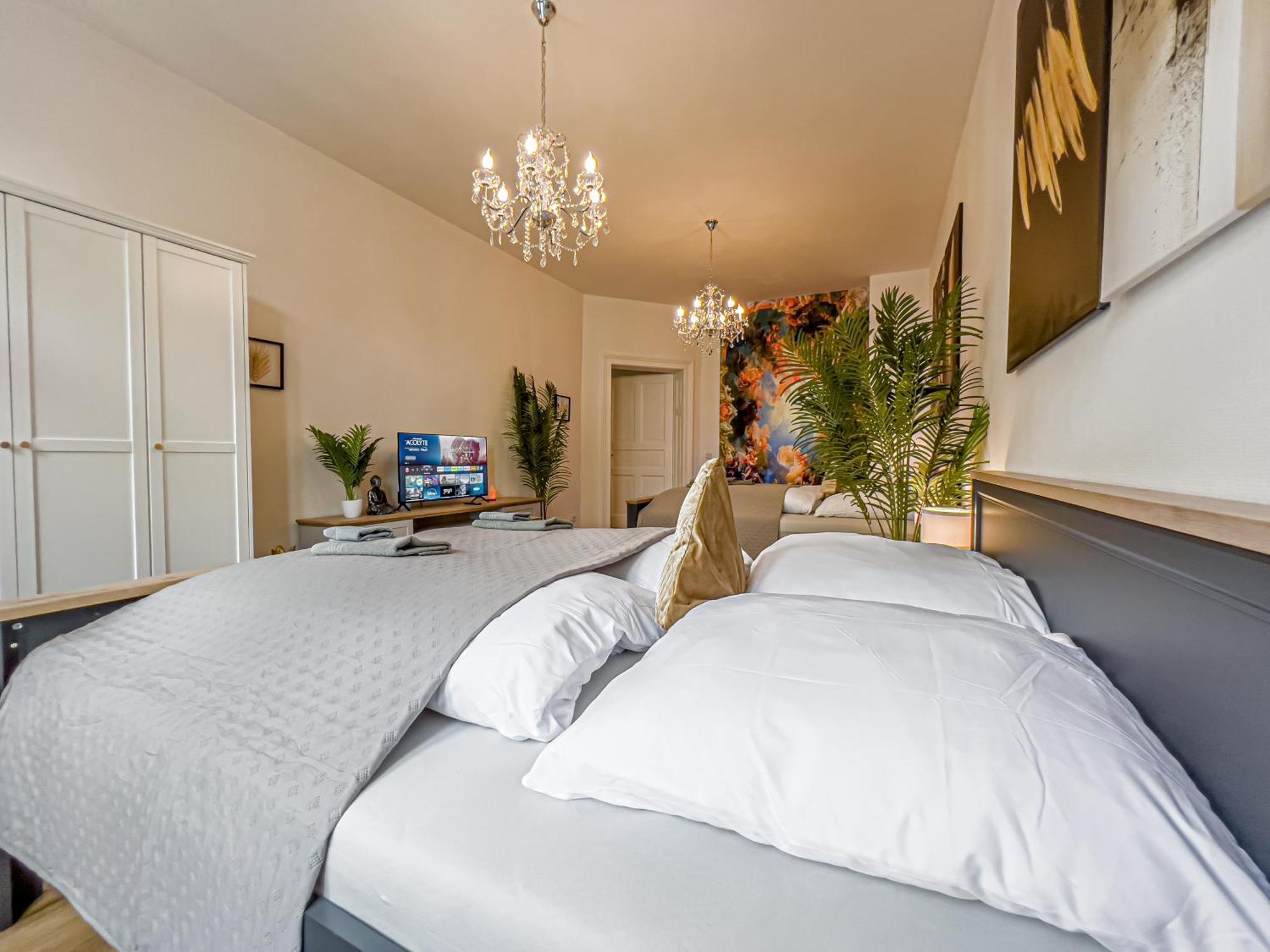 Grosse 3 Schlafzimmer Unterkunft Mit Kueche, Bad, Waschmaschine & Balkon Am Zoo Leipzig Exterior photo